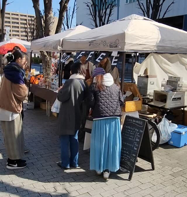 ふじみ野駅西口で
